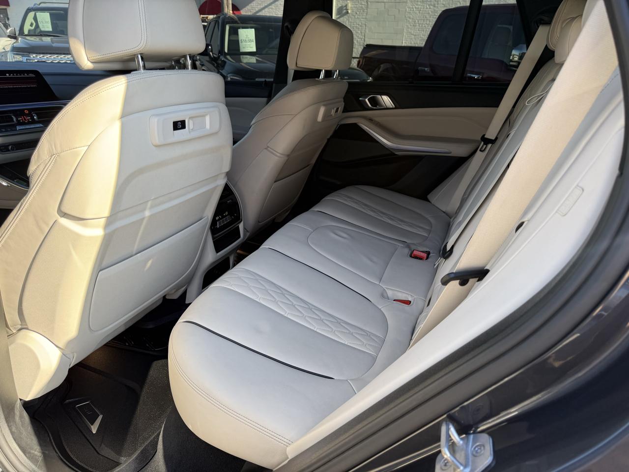 BMW X5 M50i 2021