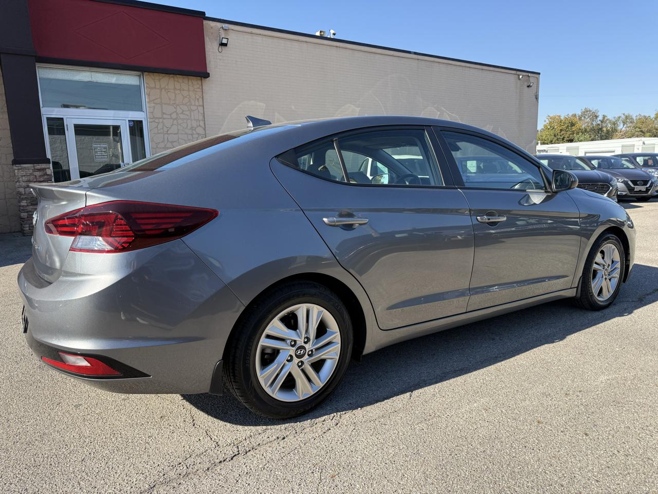 Hyundai Elantra  2019
