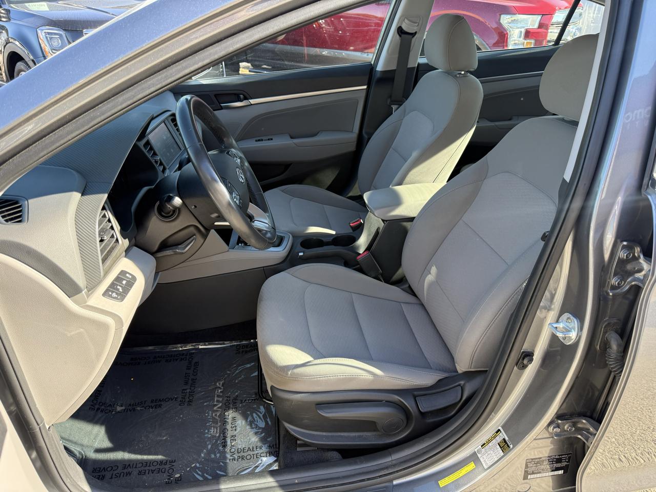 Hyundai Elantra  2019