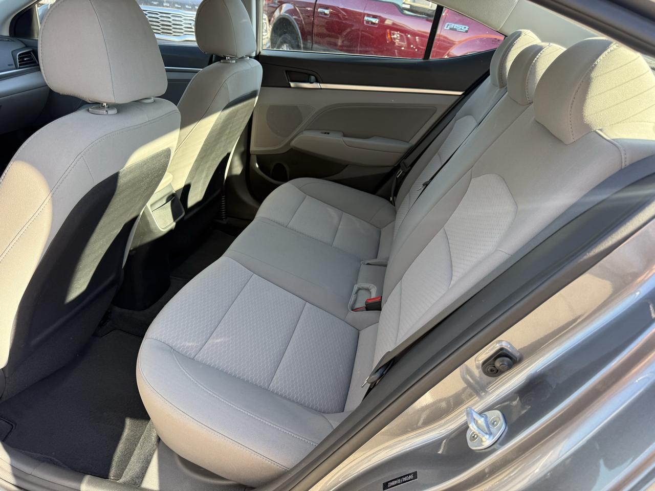 Hyundai Elantra  2019