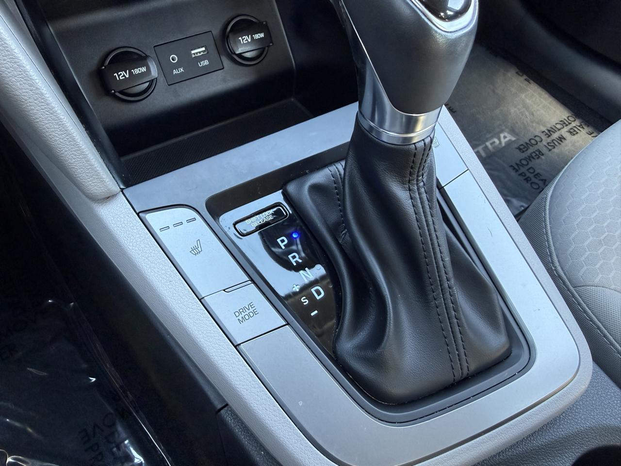 Hyundai Elantra  2019