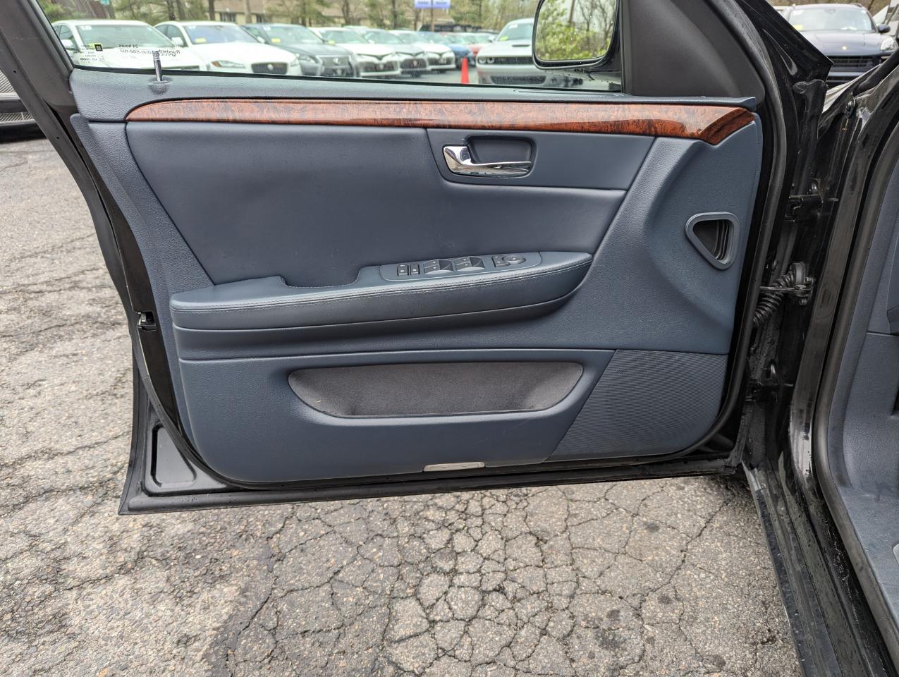 Cadillac DTS Professional 4dr Sdn Limousine 2007