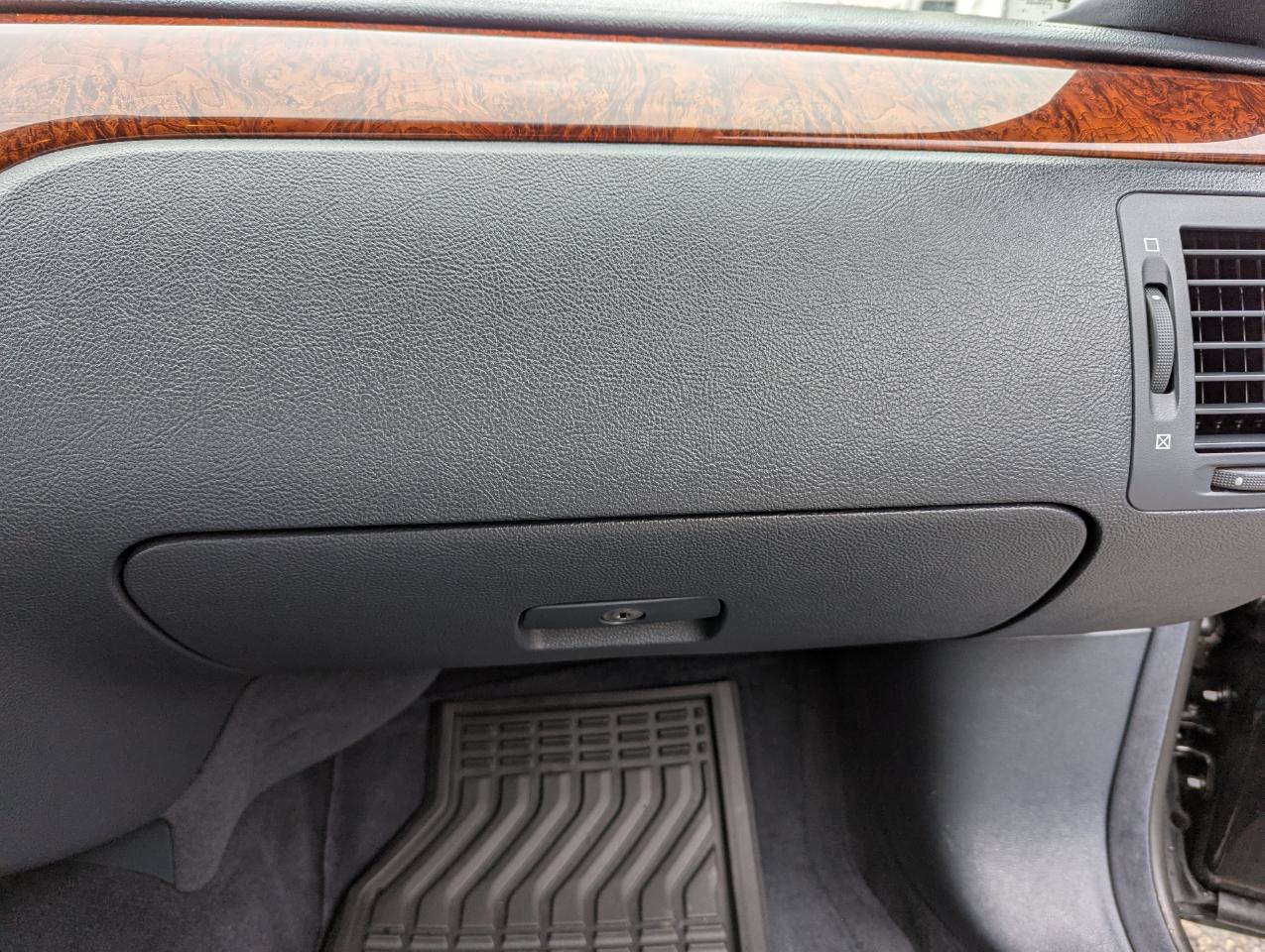 Cadillac DTS Professional 4dr Sdn Limousine 2007