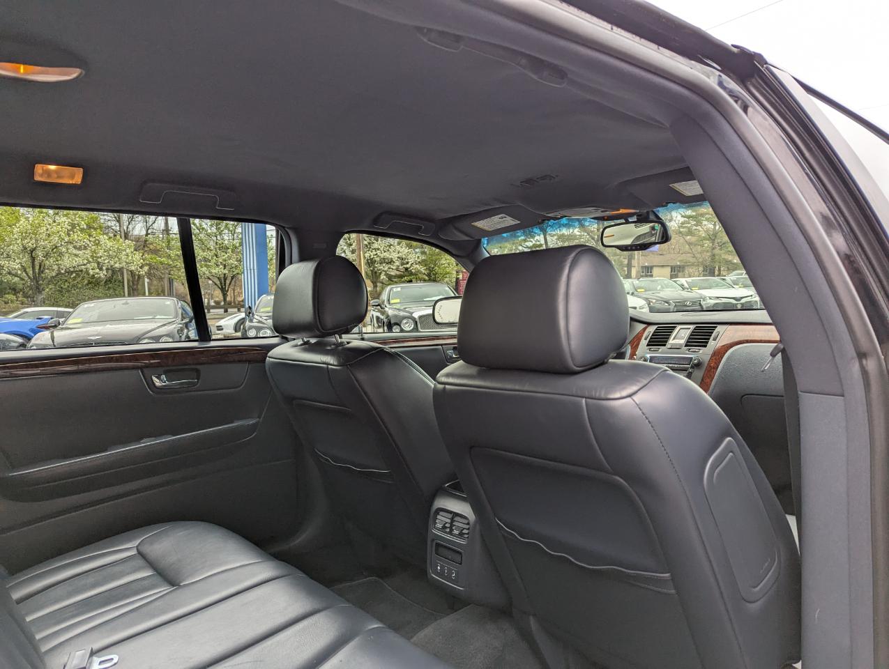 Cadillac DTS Professional 4dr Sdn Limousine 2007