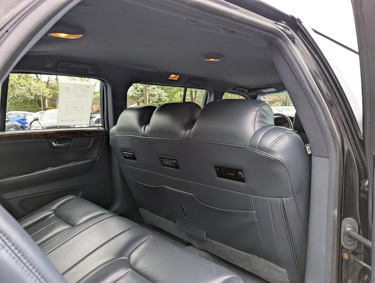 Cadillac DTS Professional 4dr Sdn Limousine 2007