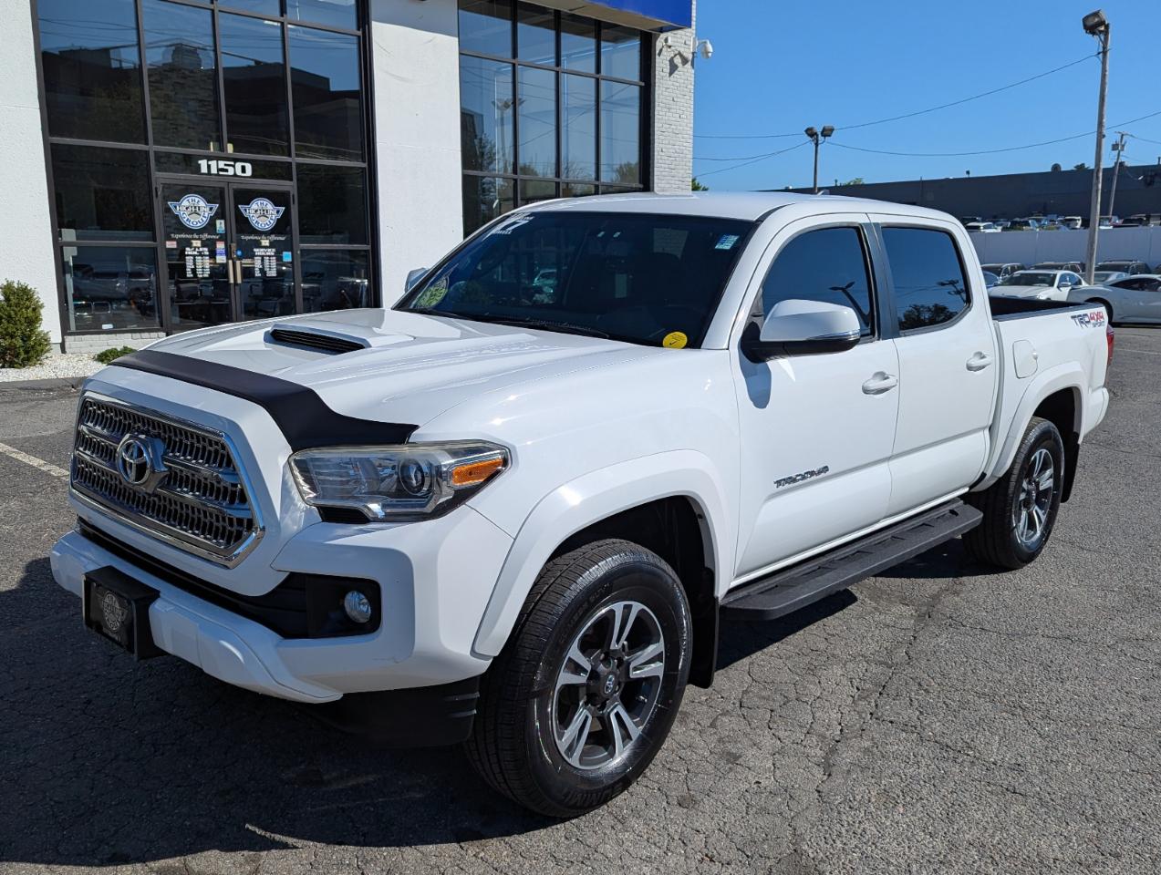 Toyota Tacoma TRD Sport Dbl Cab 4WD V6 at 2017