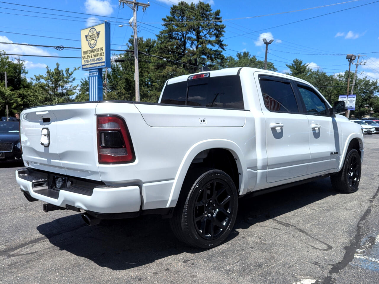 2020 Ram 1500 Laramie photo 7