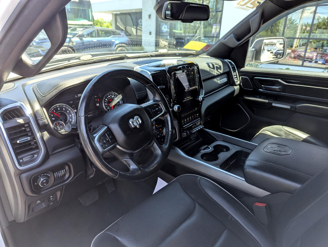 2020 Ram 1500 Laramie photo 14