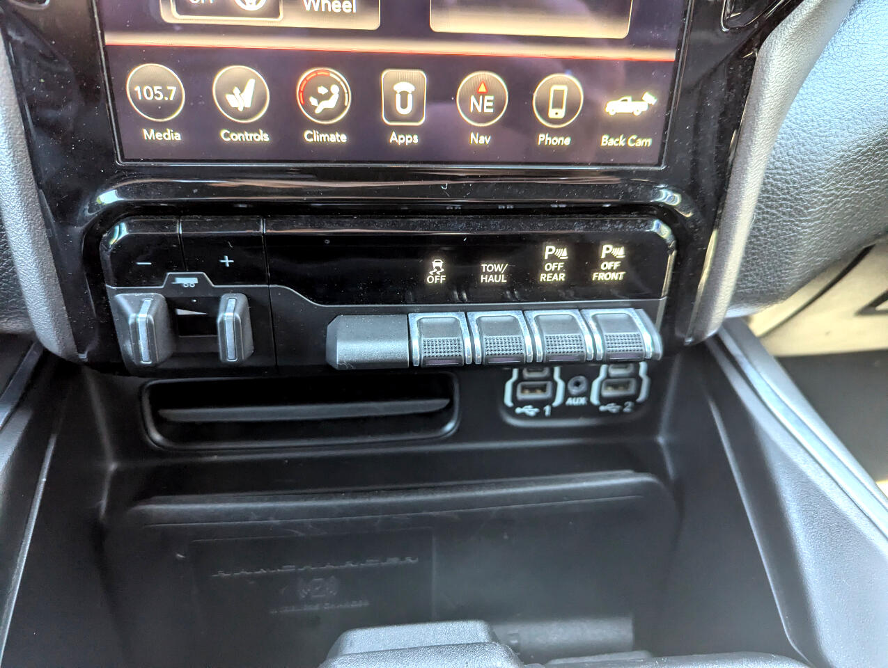 2020 Ram 1500 Laramie photo 26