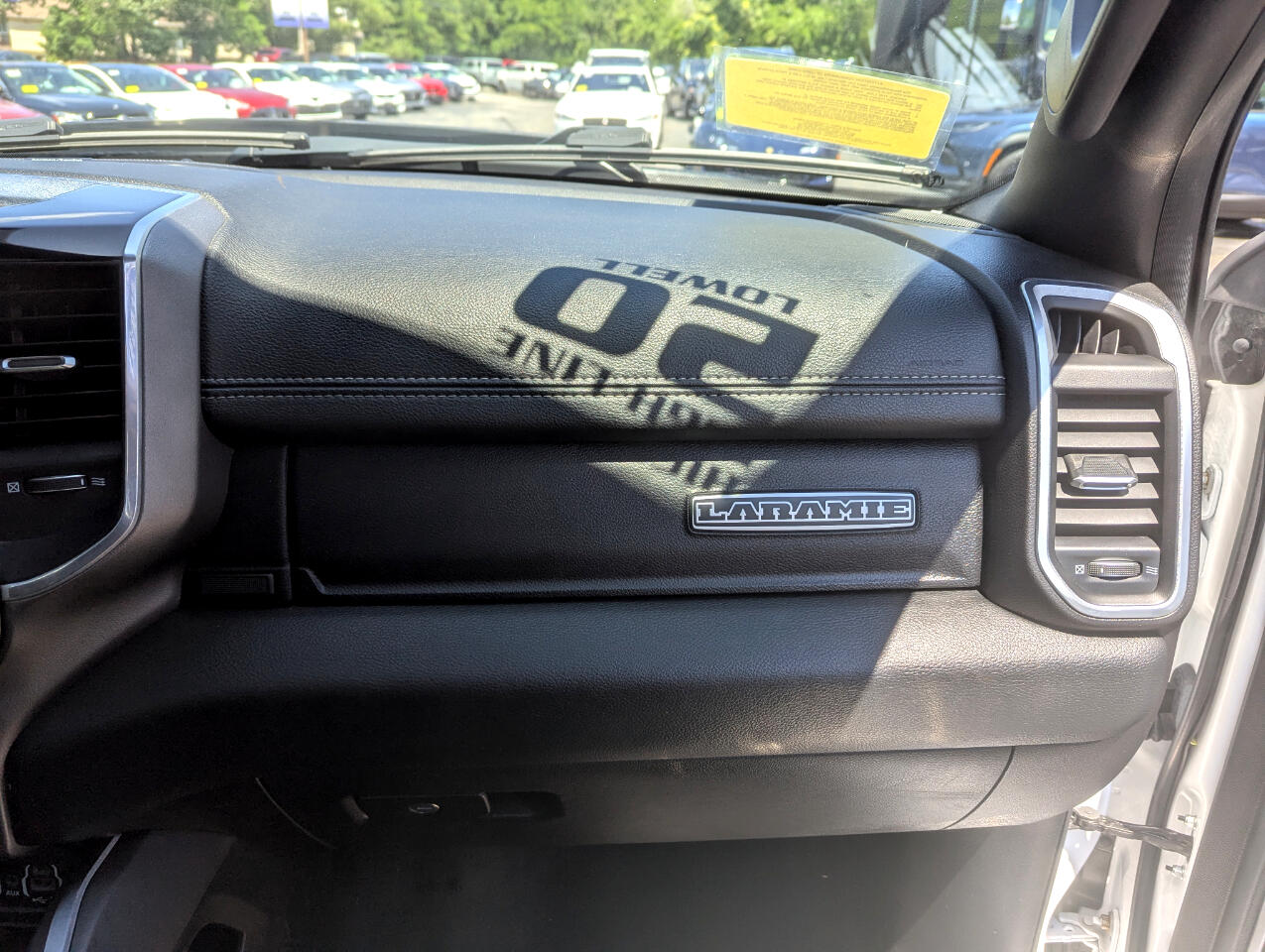 2020 Ram 1500 Laramie photo 40