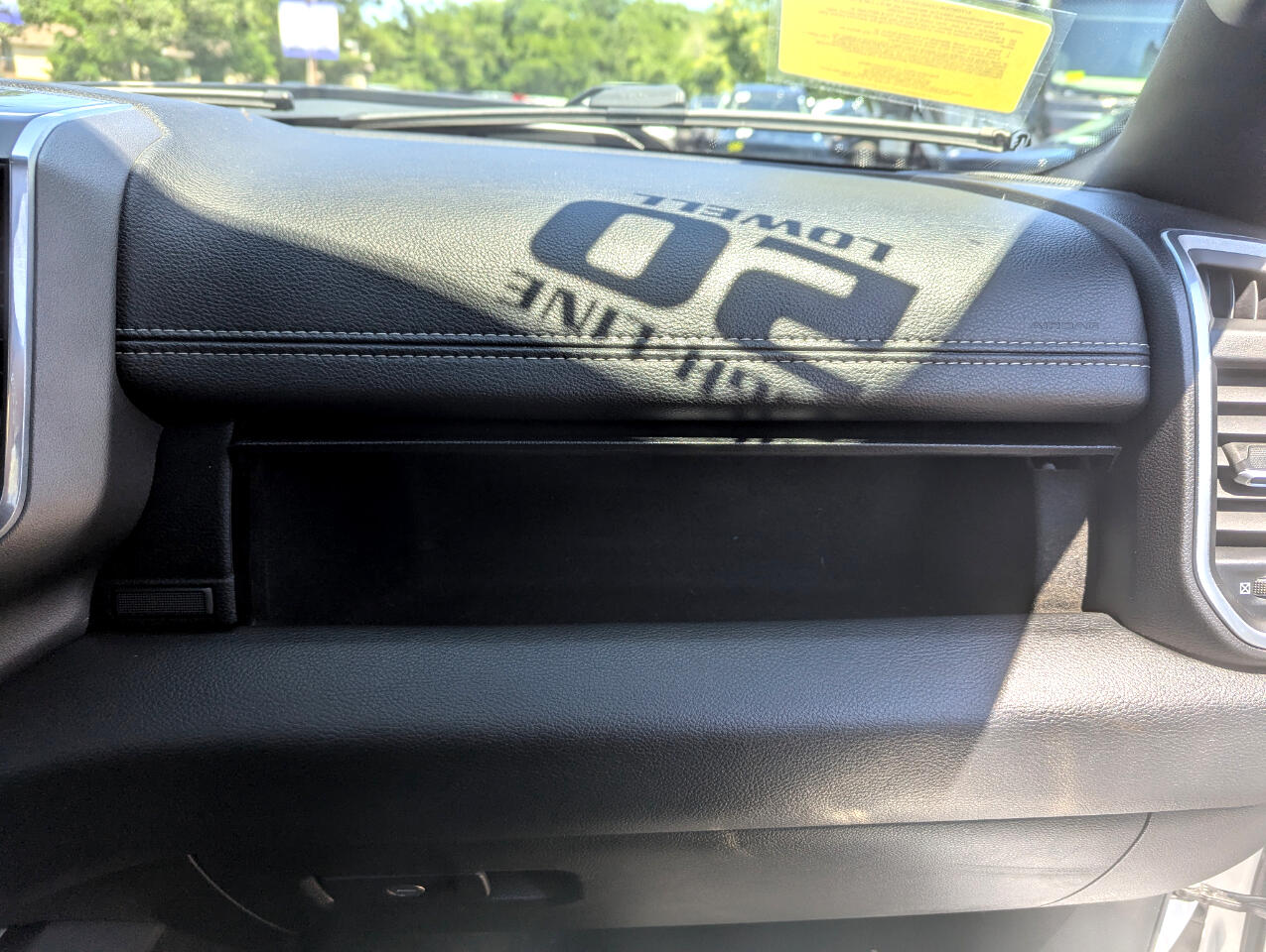 2020 Ram 1500 Laramie photo 41