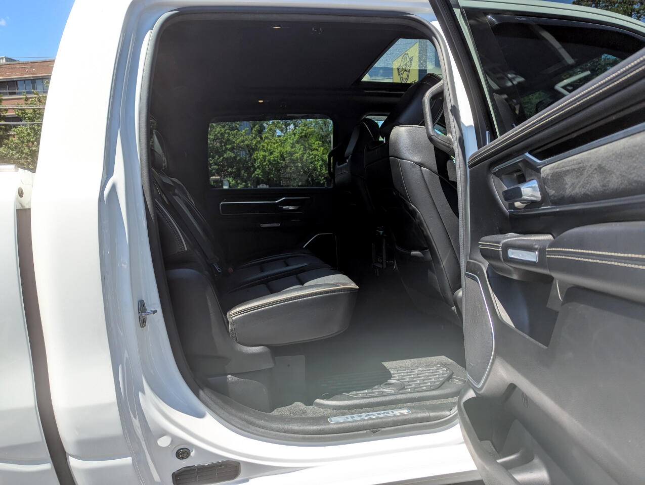 2020 Ram 1500 Laramie photo 50