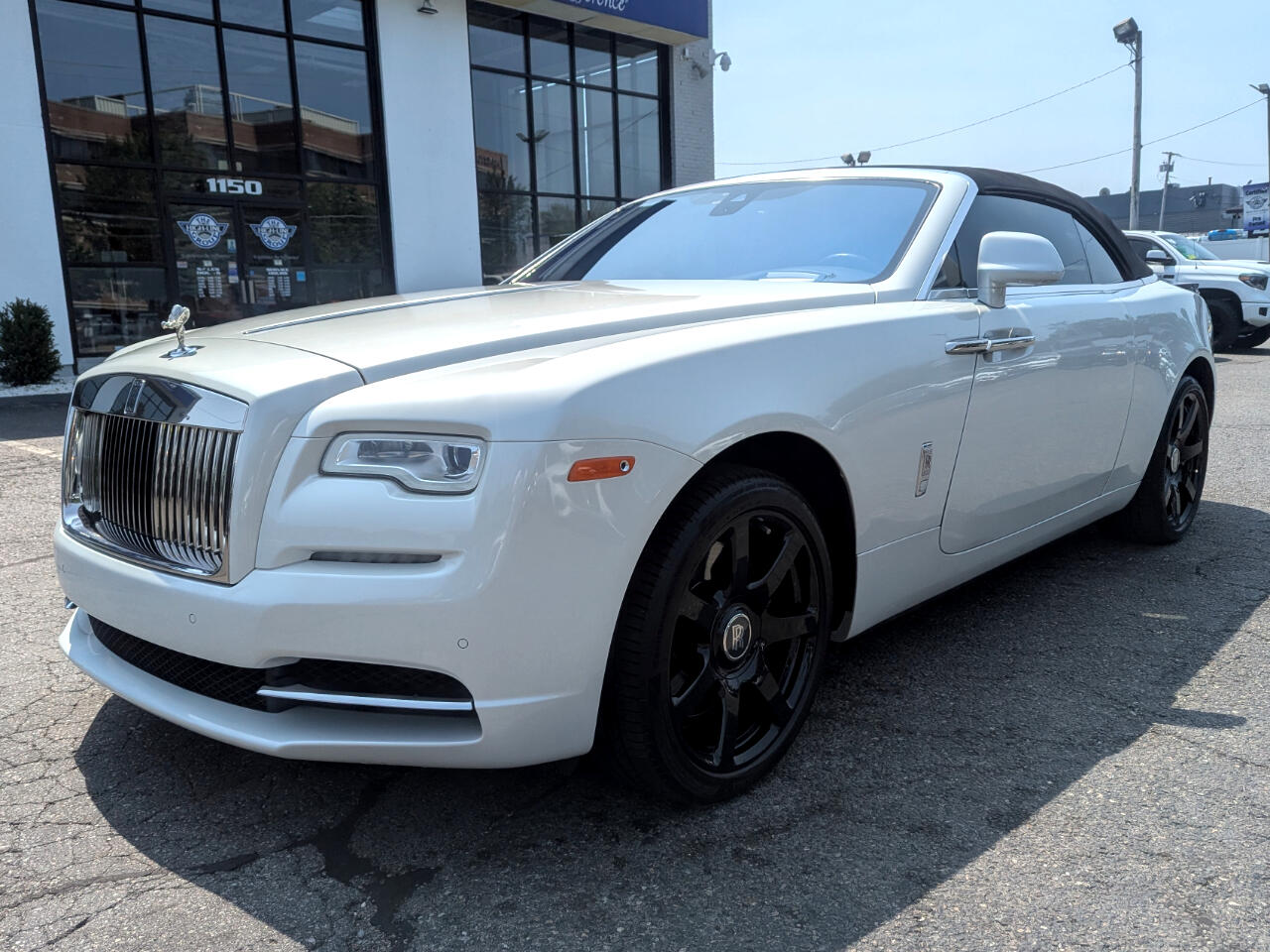 2018 Rolls Royce Dawn RR6 photo 2