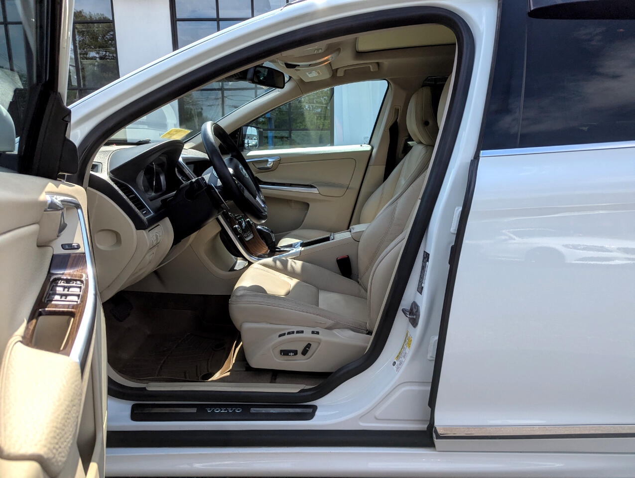 2014 Volvo XC60 photo 11