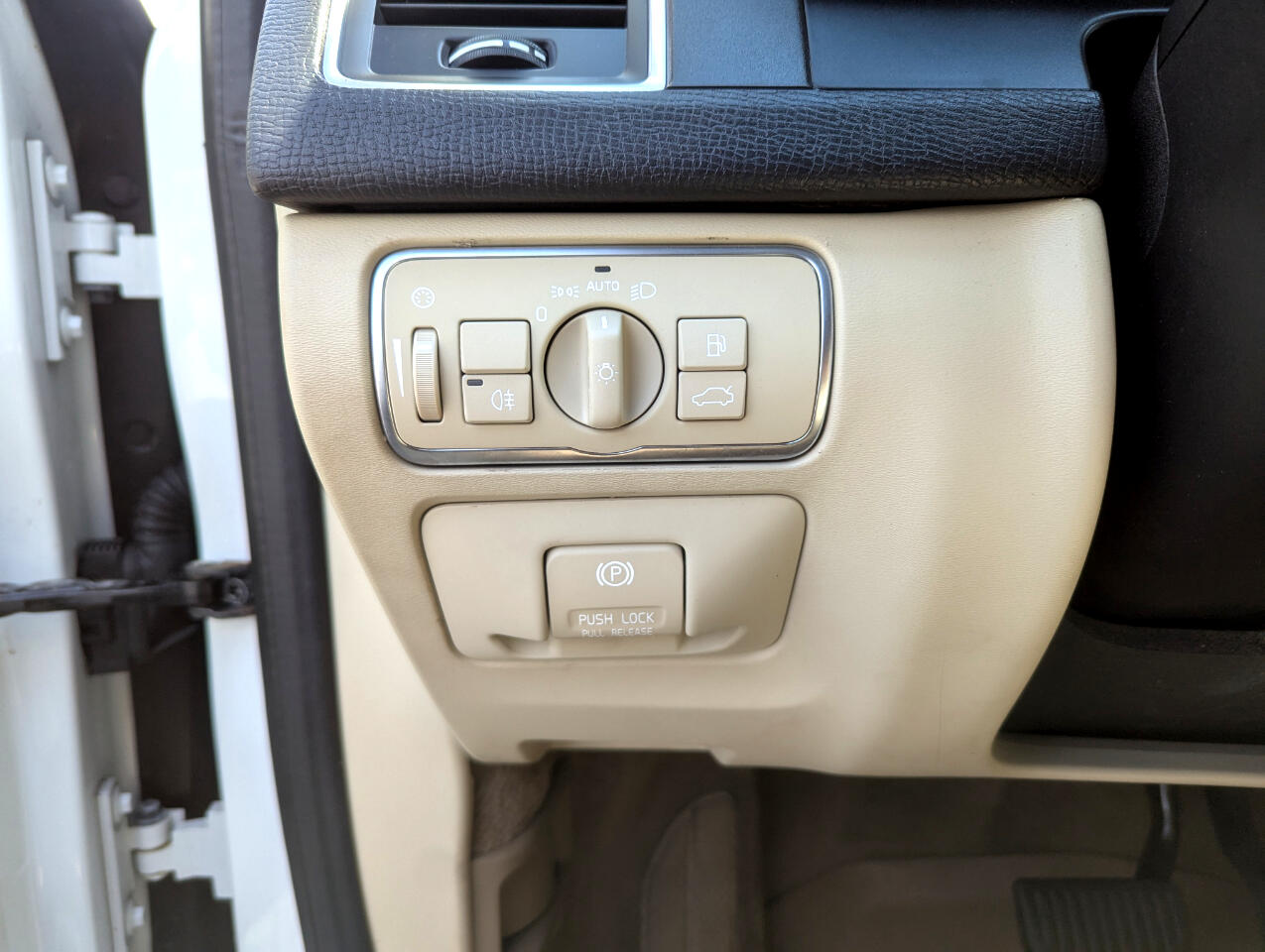 2014 Volvo XC60 photo 13
