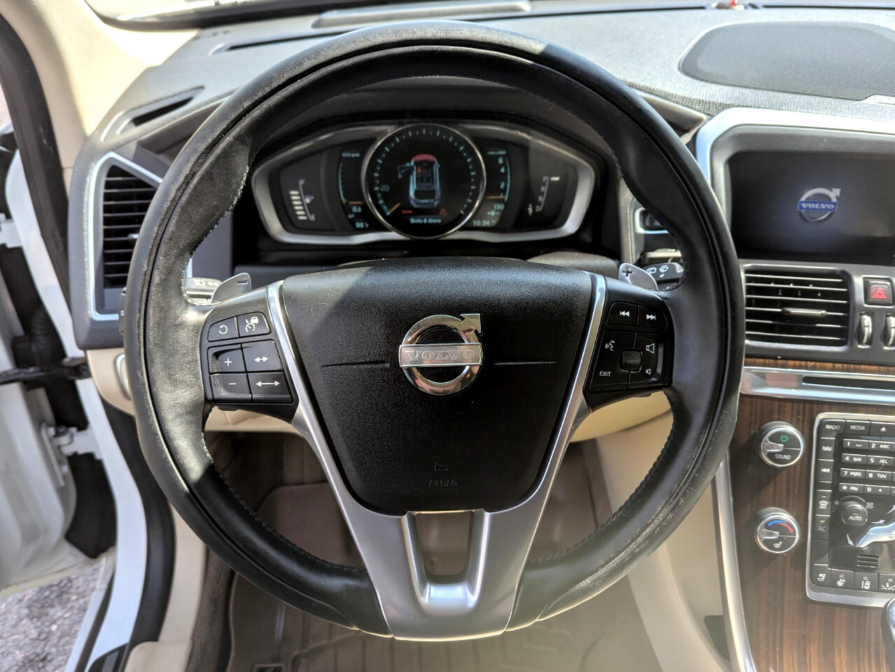 2014 Volvo XC60 photo 14