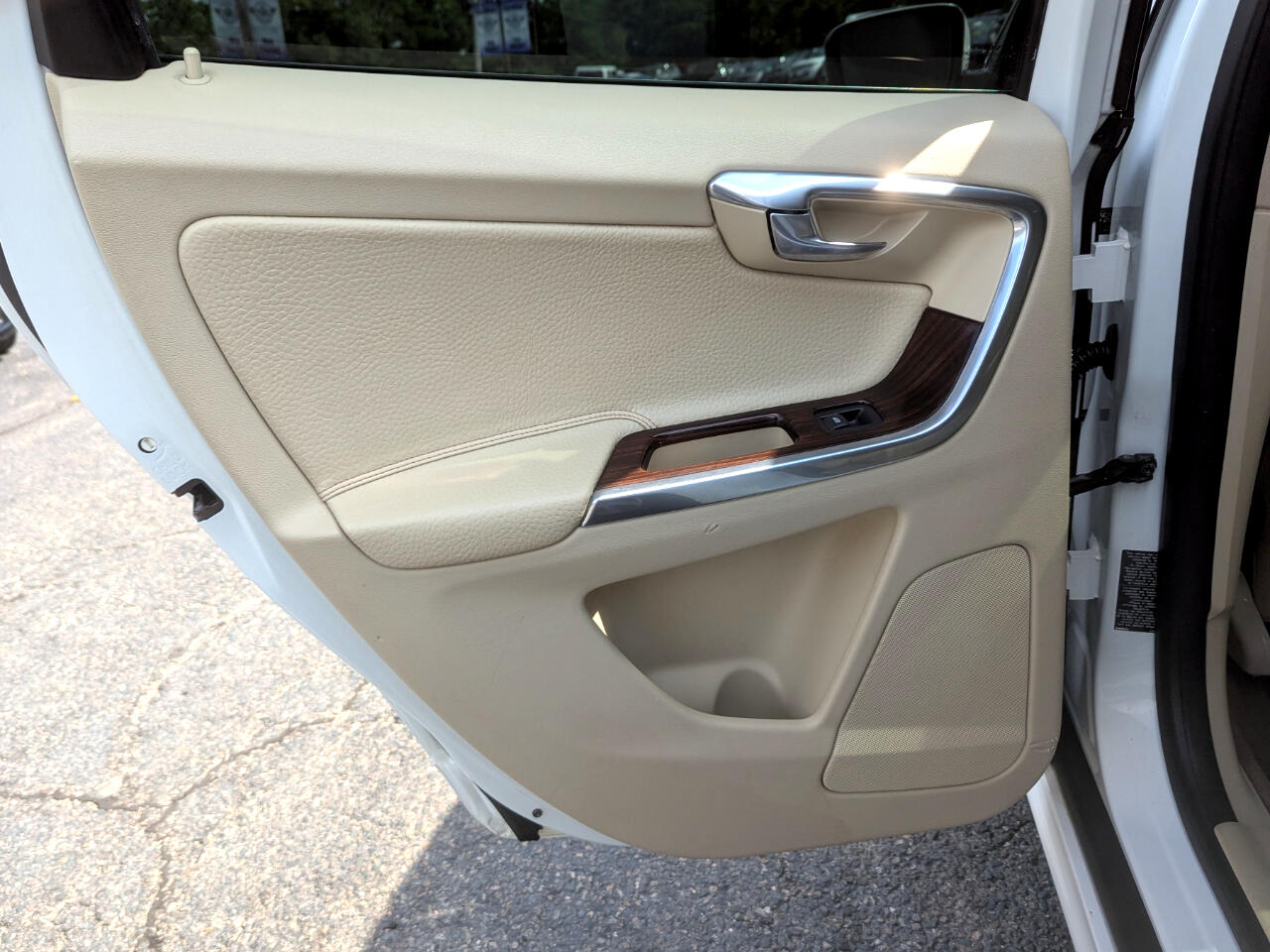 2014 Volvo XC60 photo 34
