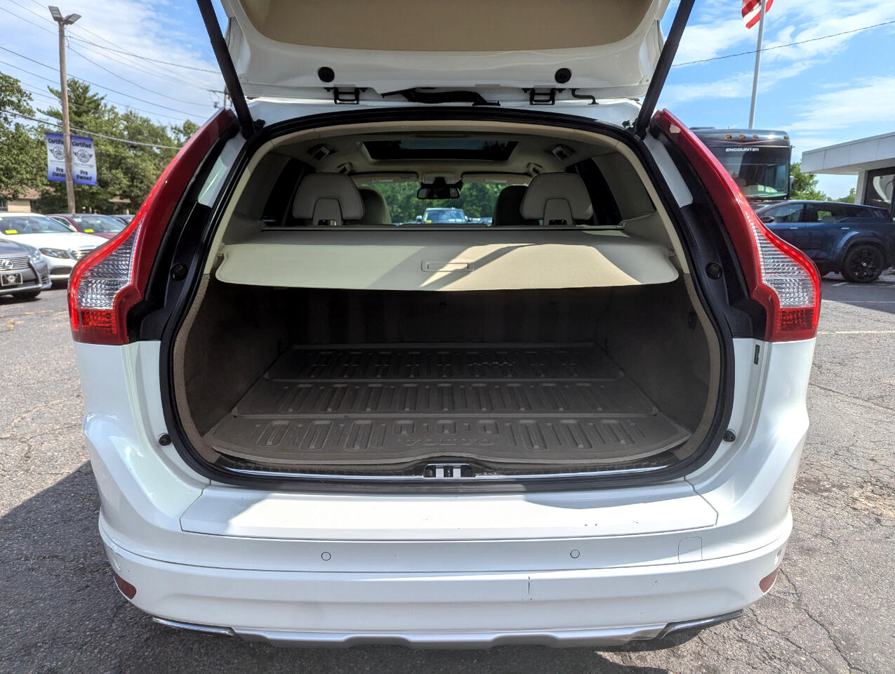 2014 Volvo XC60 photo 44