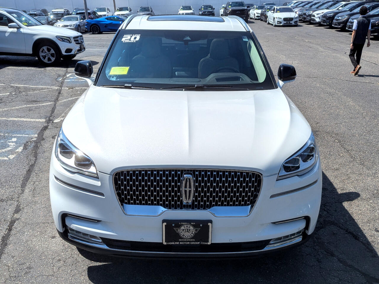 2020 Lincoln Aviator Reserve photo 3
