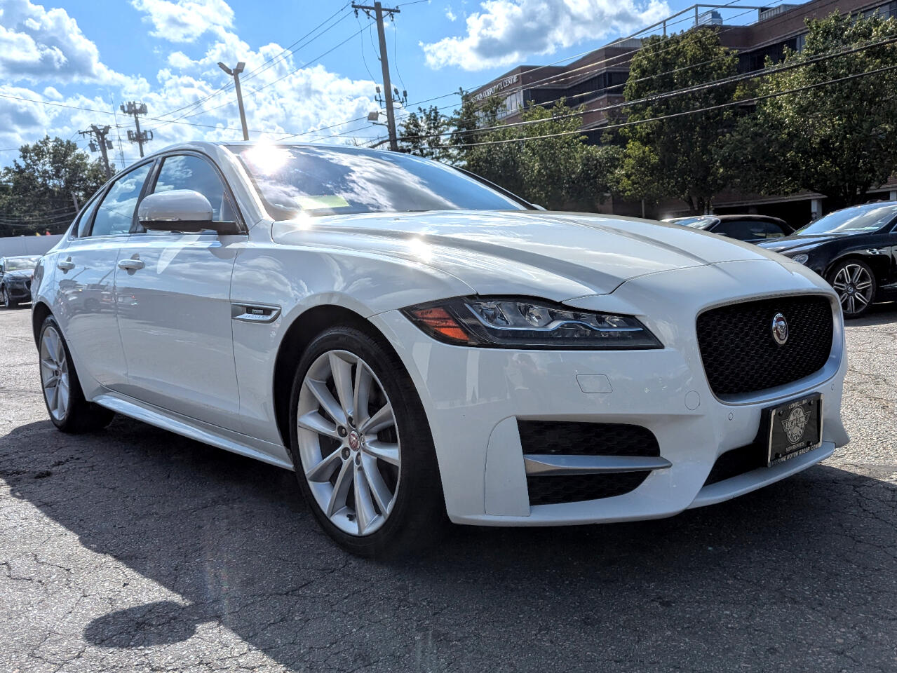 2016 Jaguar XF 35t R-Sport AWD photo 5