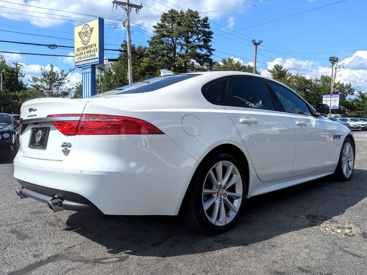 2016 Jaguar XF 35t R-Sport AWD photo 7