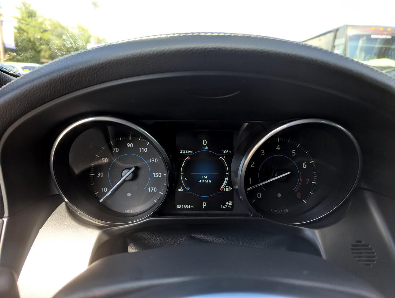 2016 Jaguar XF 35t R-Sport AWD photo 19