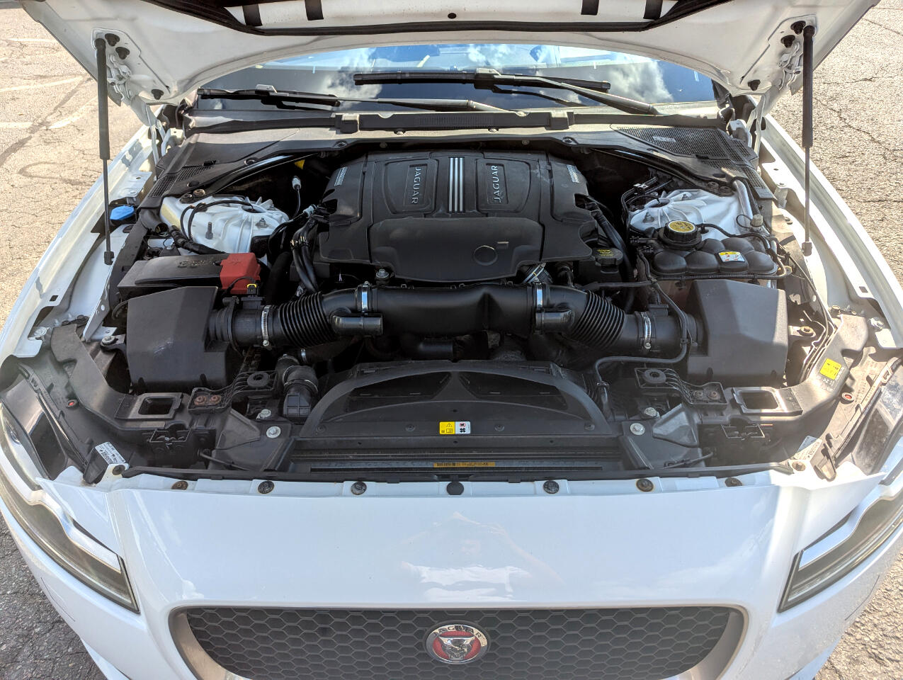 2016 Jaguar XF 35t R-Sport AWD photo 49