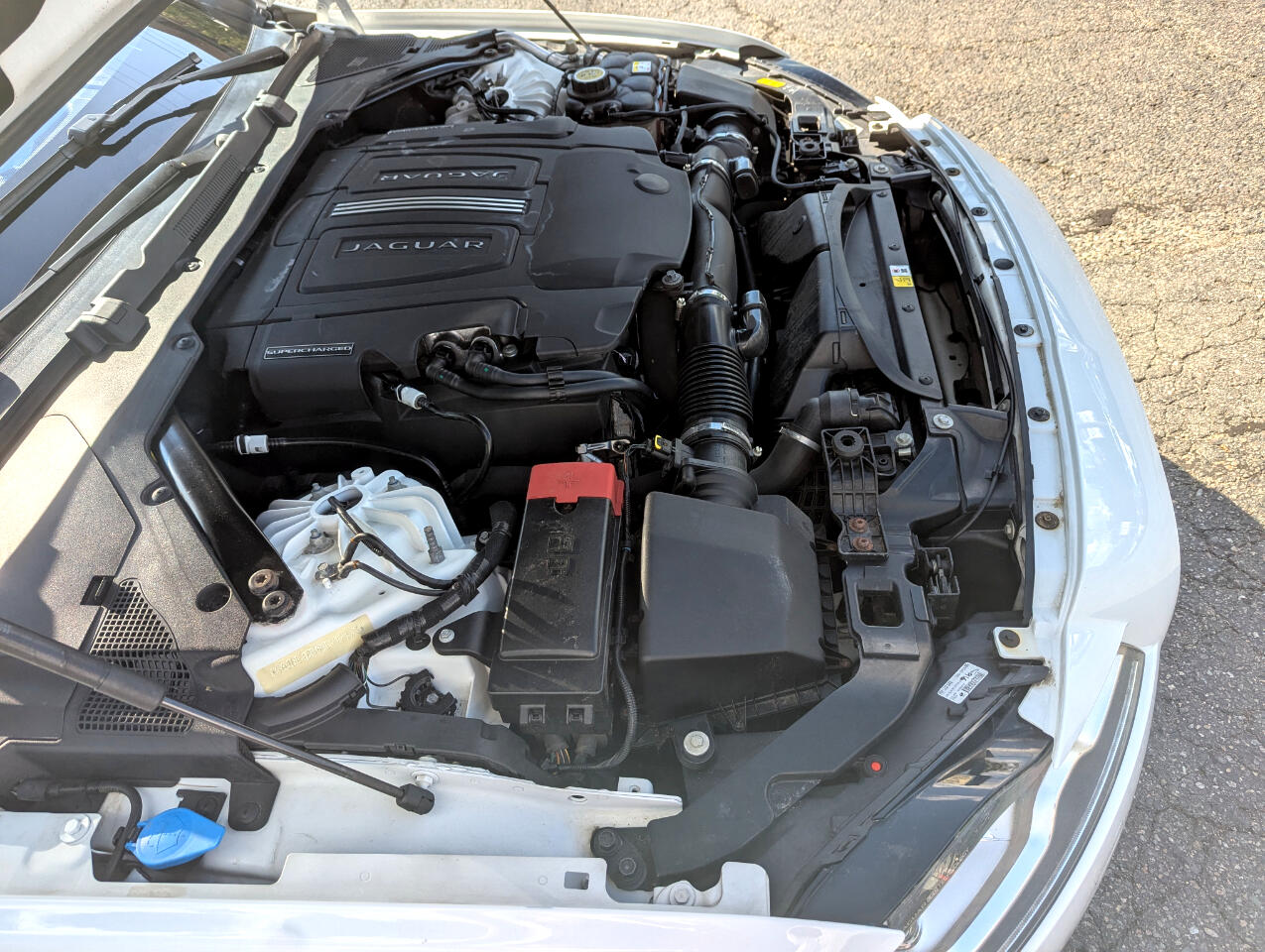 2016 Jaguar XF 35t R-Sport AWD photo 50
