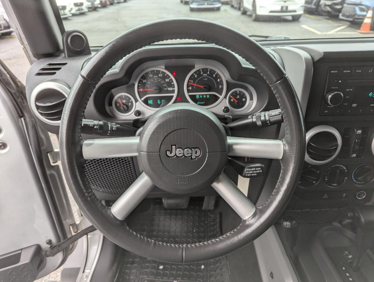 Jeep Wrangler Unlimited 4WD 4dr Sahara 2010