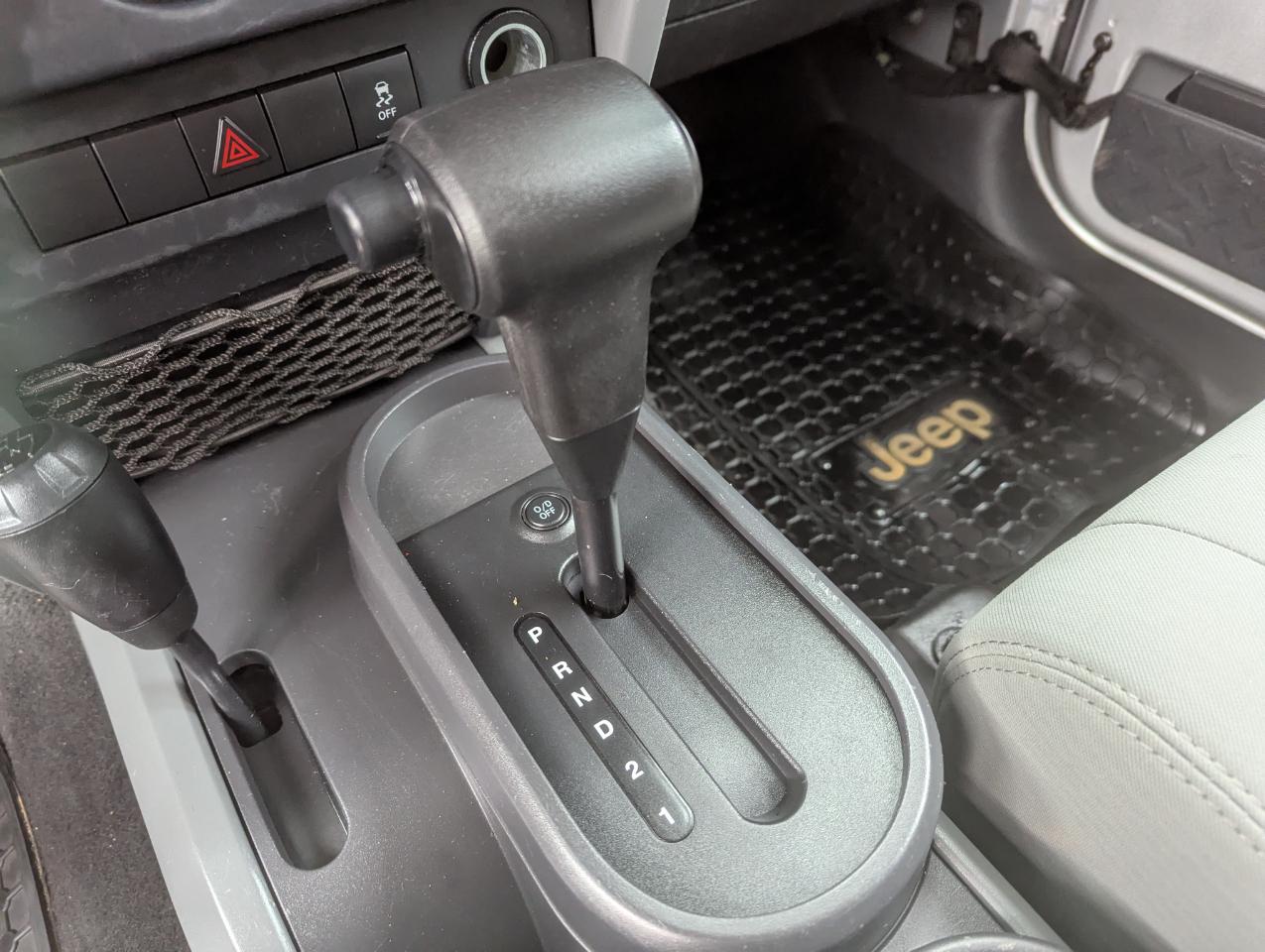 Jeep Wrangler Unlimited 4WD 4dr Sahara 2010