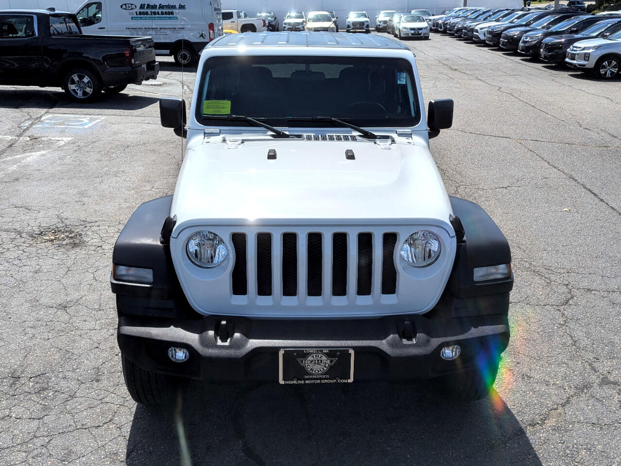 2020 Jeep Wrangler Sport S photo 3