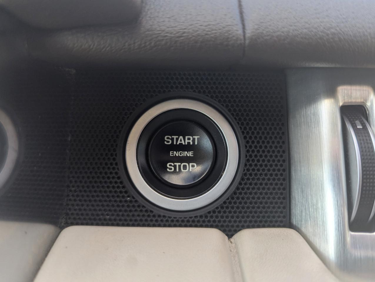 Land Rover Range Rover 4WD 4dr Supercharged 2016