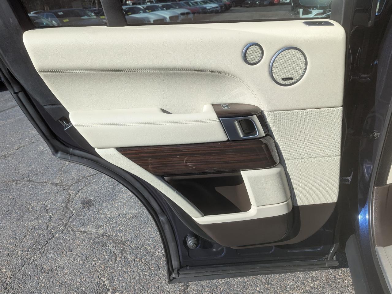 Land Rover Range Rover 4WD 4dr Supercharged 2016