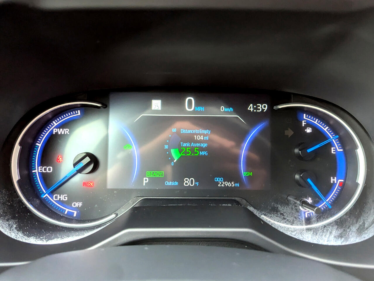2024 Toyota RAV4 Hybrid XLE photo 18