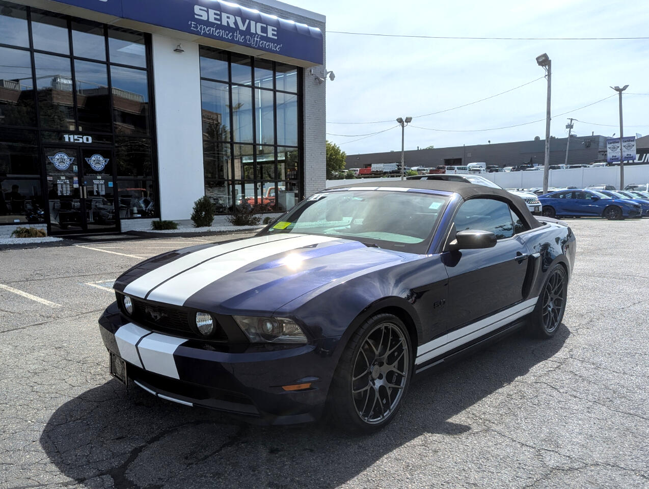 2011 Ford Mustang GT photo 2