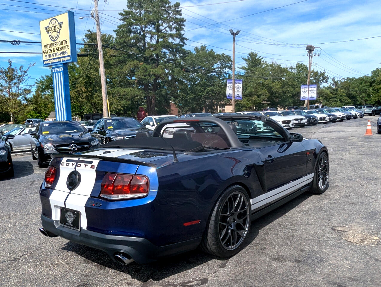 2011 Ford Mustang GT photo 33