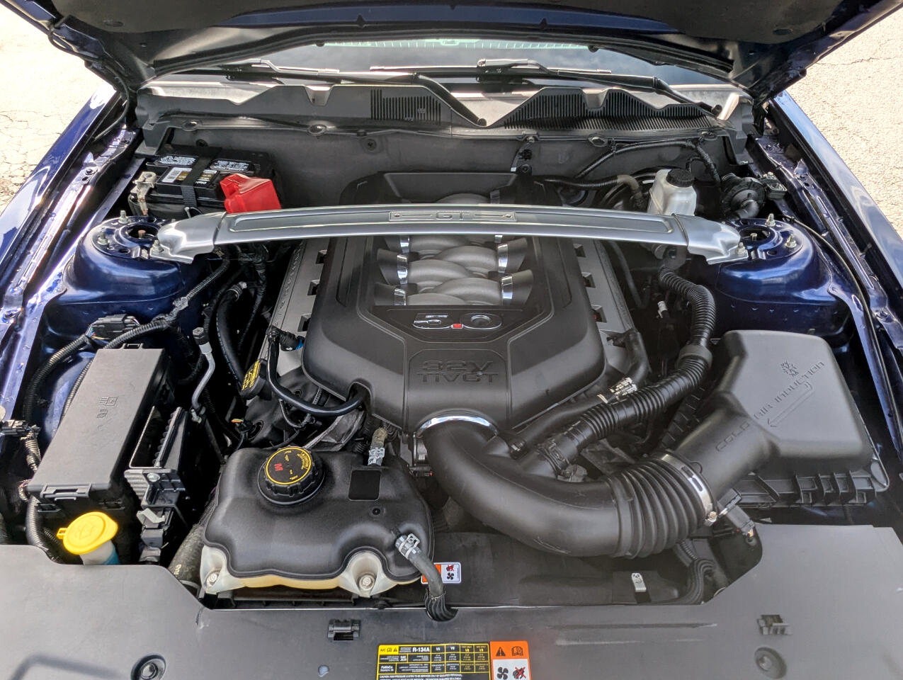 2011 Ford Mustang GT photo 36
