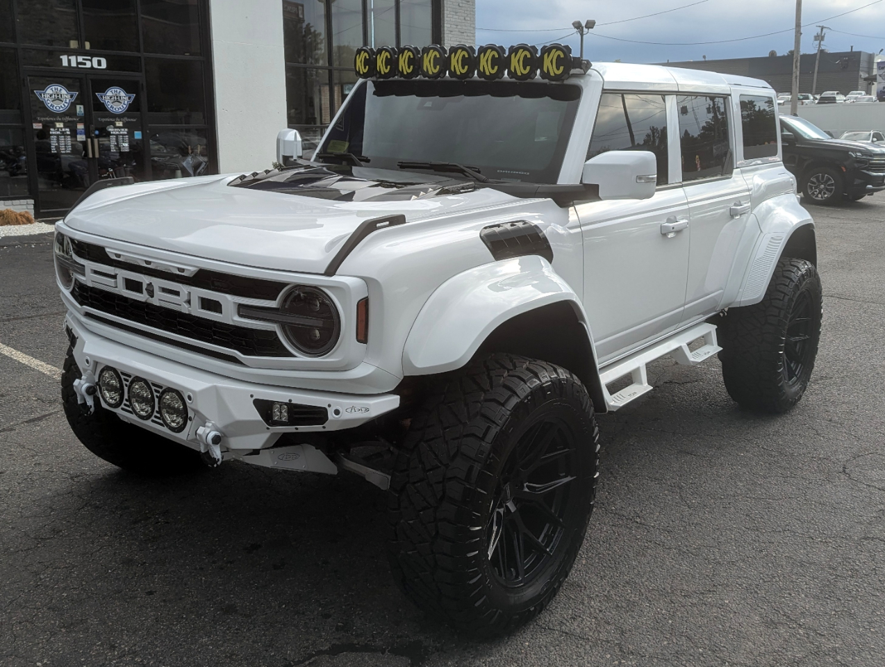 2024 Ford Bronco Raptor photo 2