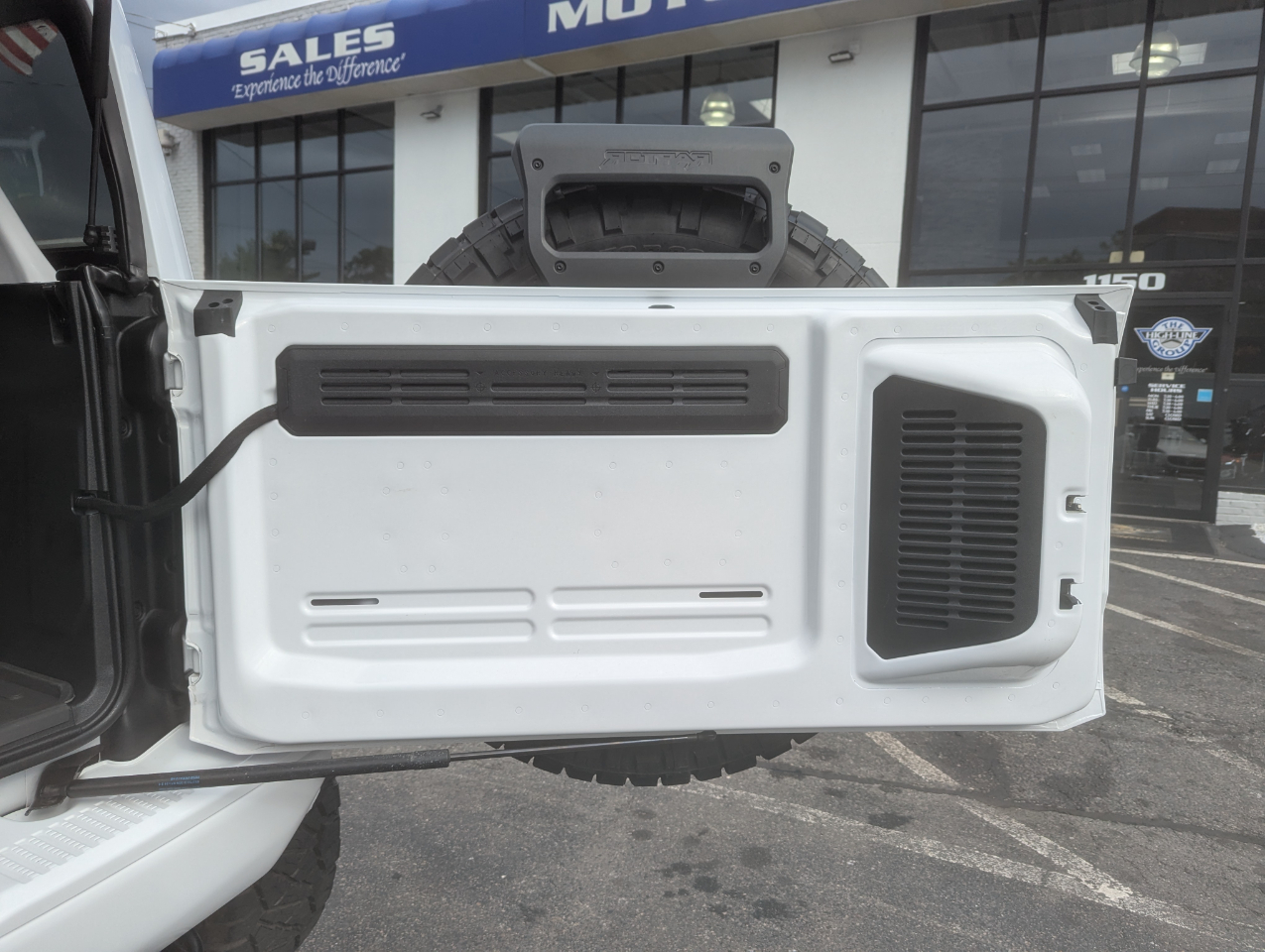 2024 Ford Bronco Raptor photo 37