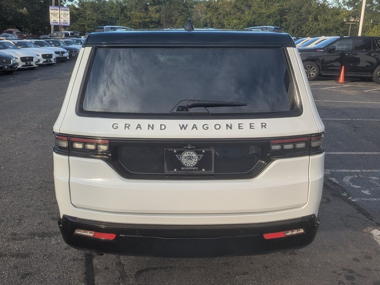 2024 Jeep Grand Wagoneer III Obsidian photo 5