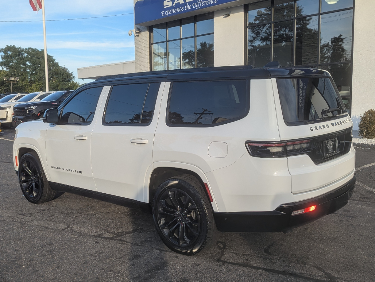 2024 Jeep Grand Wagoneer III Obsidian photo 7