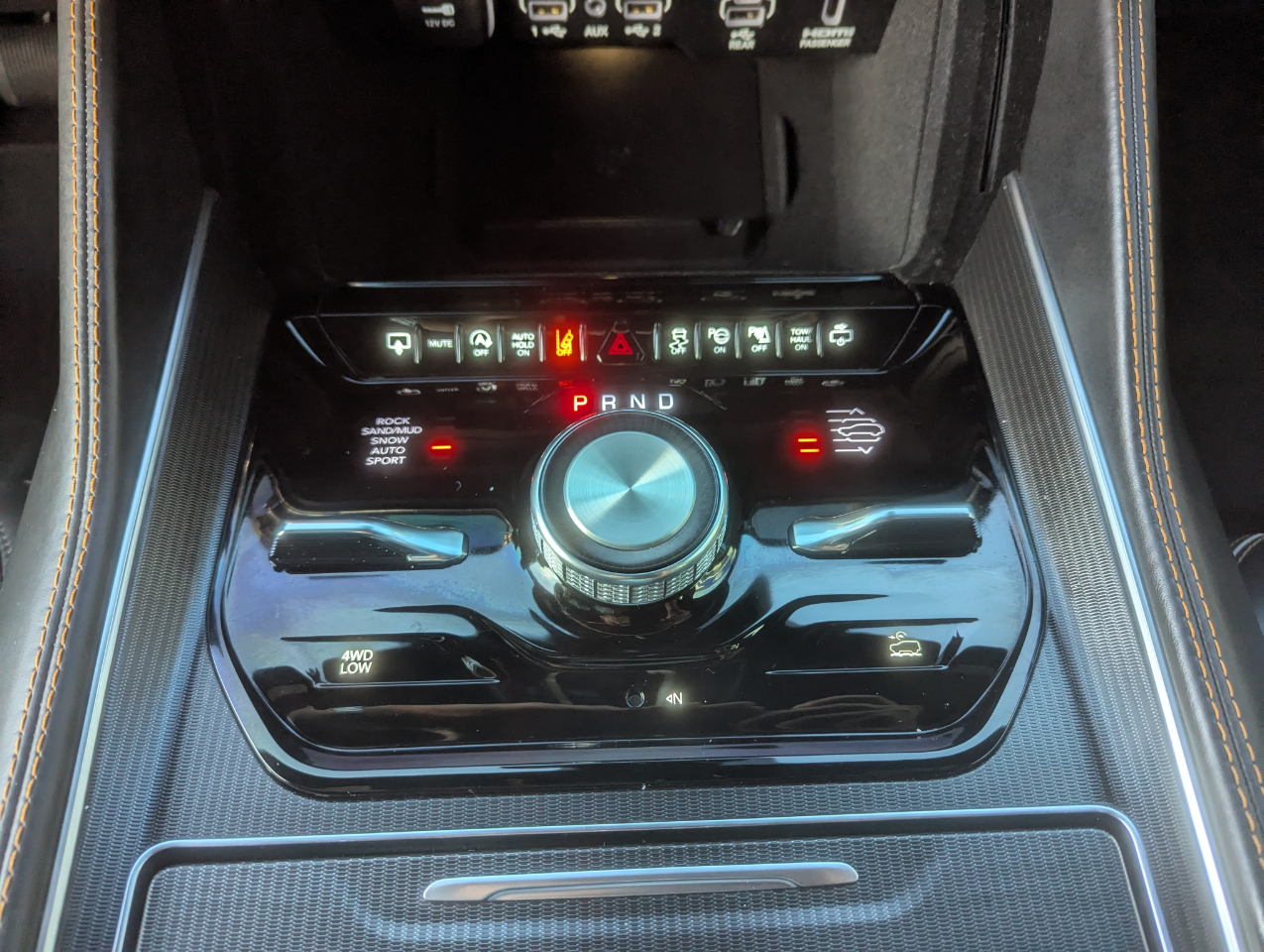2024 Jeep Grand Wagoneer III Obsidian photo 20