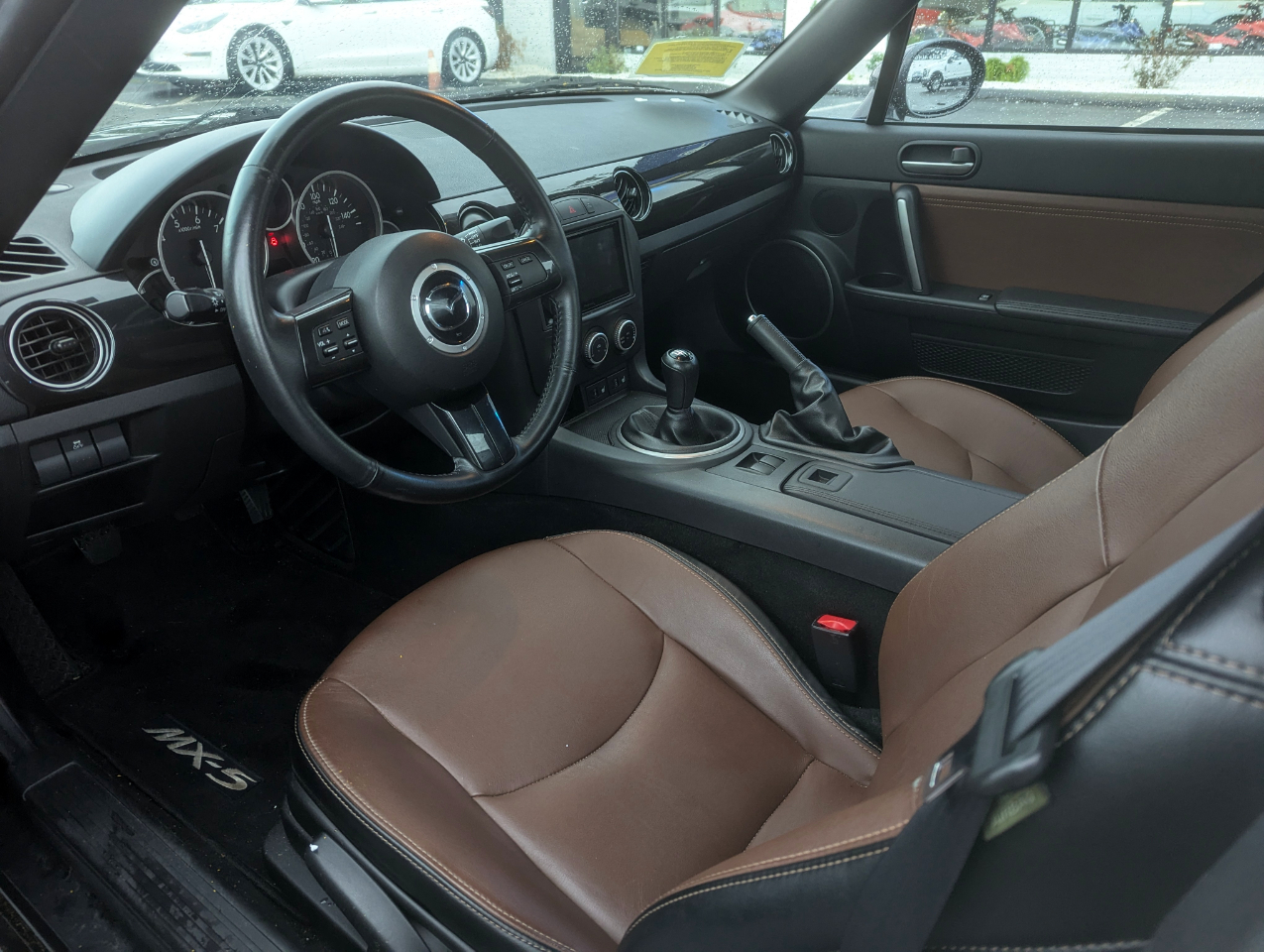 2014 Mazda MX-5 Miata Miata Grand Touring photo 3