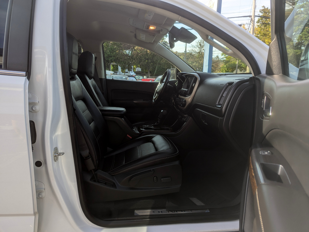 2020 Gmc Canyon Denali photo 29