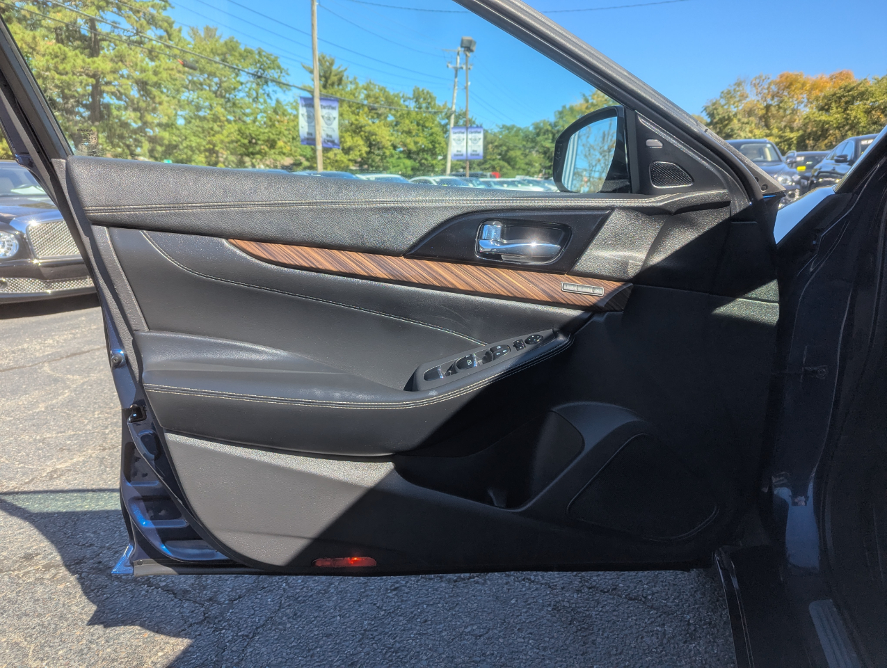 2016 Nissan Maxima Platinum photo 10
