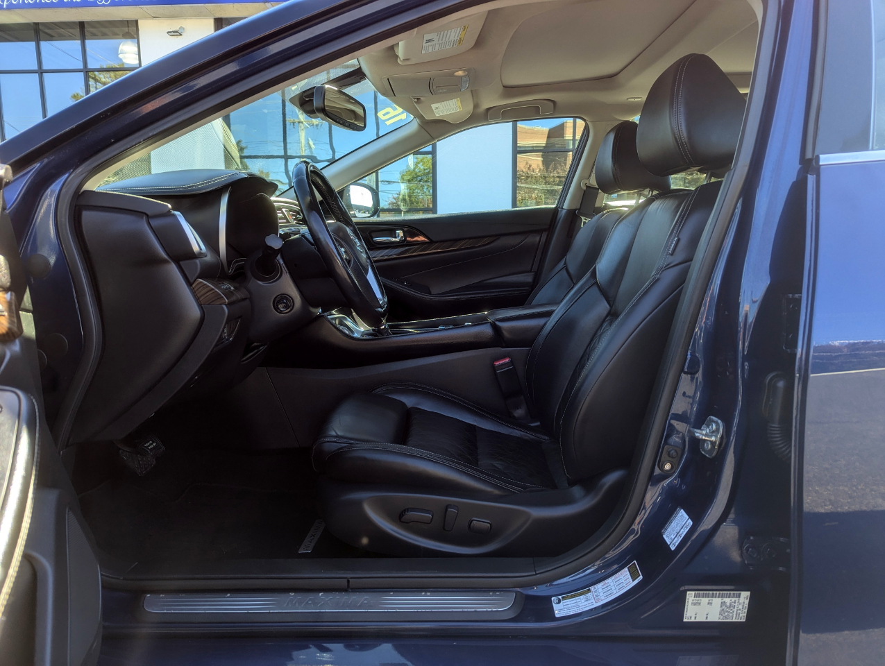 2016 Nissan Maxima Platinum photo 11