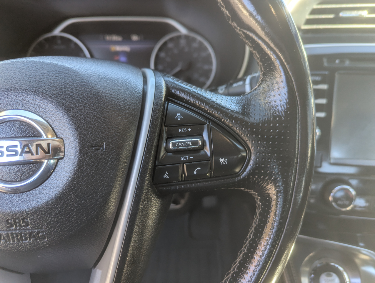 2016 Nissan Maxima Platinum photo 16
