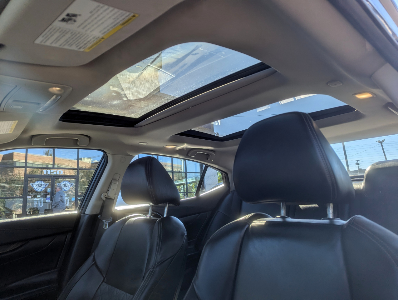 2016 Nissan Maxima Platinum photo 28