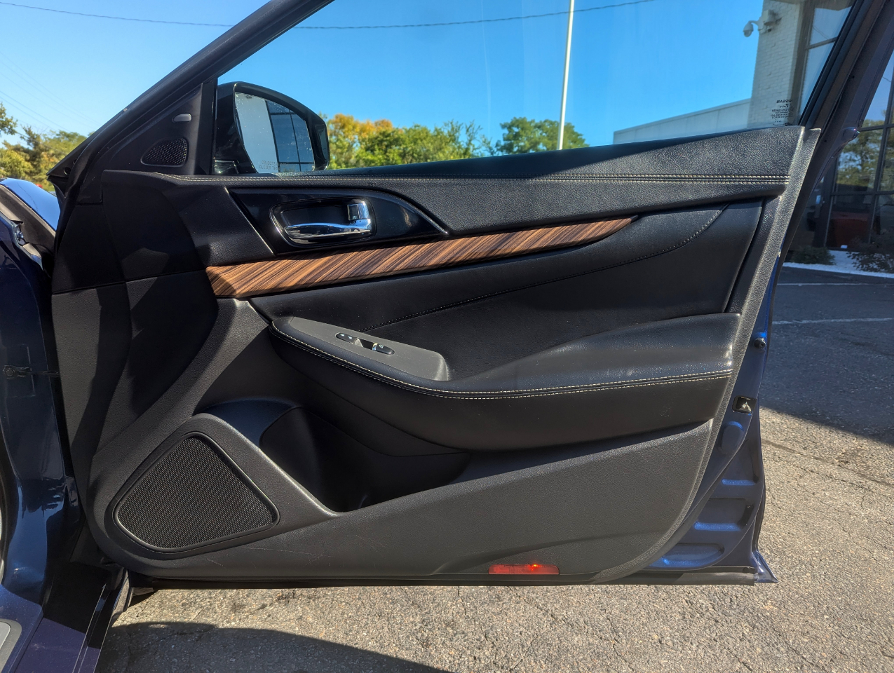 2016 Nissan Maxima Platinum photo 29