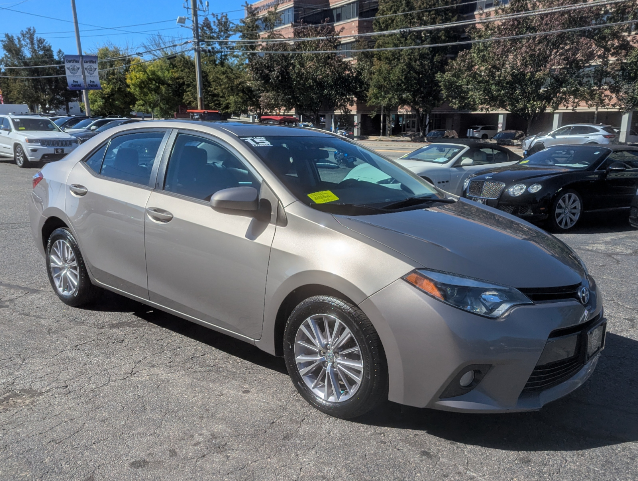 2015 Toyota Corolla LE Premium photo 5